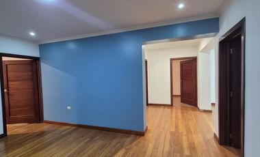 RENTA DE LOCAL COMERCIAL- CENTRO HISTÓRICO CUENCA