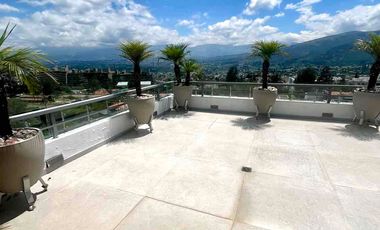 Venta departamento Cumbaya Penthouse