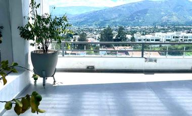 Venta departamento Cumbaya Penthouse