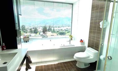 Venta departamento Cumbaya Penthouse