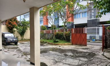 Rumah Mewah Eksklusif 6kamar dengan Joglo dekat stasiun Purwosari Laweyan Solo
