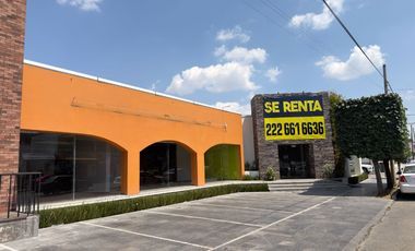 Local comercial 800 m2 sobre 25 Oriente