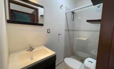CASA SEMINUEVA EN RENTA EN CHIPITLAN CUERNAVACA 4 REC EN COTO