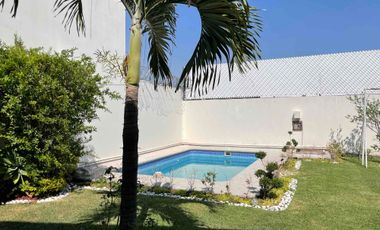 CASA SEMINUEVA EN RENTA EN CHIPITLAN CUERNAVACA 4 REC EN COTO
