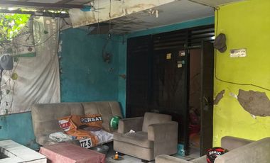 Dijual cepat rumah di wisma asri 1 harga murah hitung tanah saja