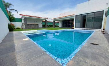 Casa en Venta Fraccionamiento Lomas de Cocoyoc, Morelos