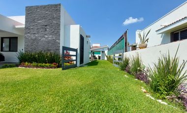 Casa en Venta Fraccionamiento Lomas de Cocoyoc, Morelos