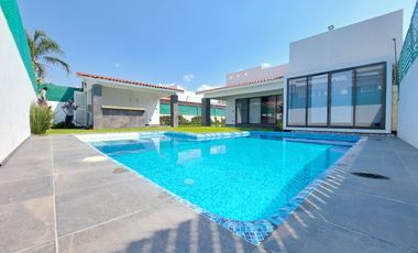 Casa en Venta Fraccionamiento Lomas de Cocoyoc, Morelos