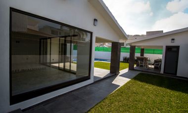Casa en Venta Fraccionamiento Lomas de Cocoyoc, Morelos