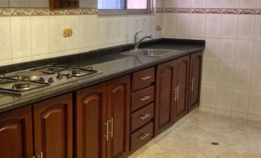 Arriendo apartamento clásico de 137 m² en Riomar | 3 alcobas + parqueadero + locker