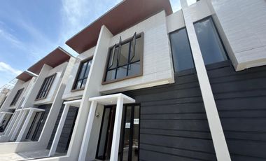 Dijual Rumah 2 Lantai Surabaya Timur Free Biaya biaya hanya 600 jutaan
