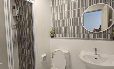 Condo for sale (newly  whole room), size 36 sq m., near BTS Punnawithi, Sukhumvit 101/1, 9th floor, pool view, 1.95 baht. (healthy rubber mattresses.