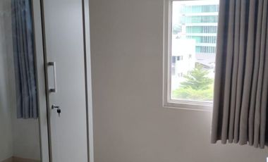 Disewa Apartement Springlake 3 BR Hoek Semi Furnish Siap Huni