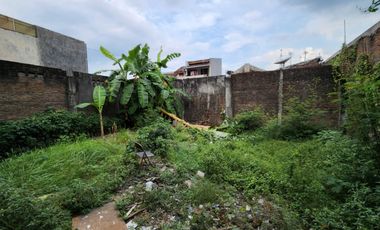 DIJUAL RUANG USAHA DI SOLO DEKAT LOTTEMART TIPES