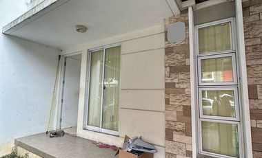 Rumah Green Lake City Cluster Australia Luas 180m2 Ready 3 Kamar