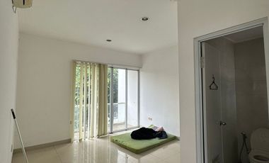 Rumah Green Lake City Cluster Australia Luas 180m2 Ready 3 Kamar