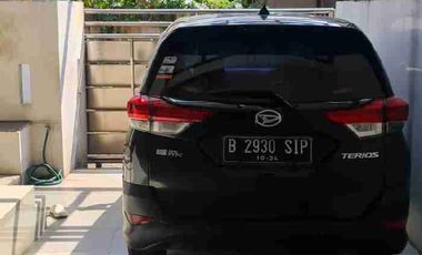 Di Jual cepat rumah 2 lantai 4 kamar tidur di Graha Sawangan Residences  Depok