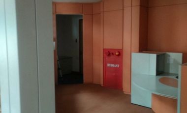 Ruko Gandeng Ex Bank Disewakan, di Teuku Umar, Denpasar Barat Area