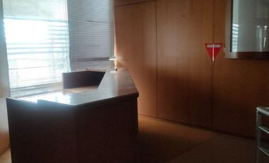 Ruko Gandeng Ex Bank Disewakan, di Teuku Umar, Denpasar Barat Area