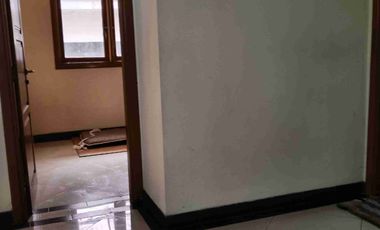 Disewakan Rumah Strategis Siap Huni di Rawamangun, Jakarta Timur