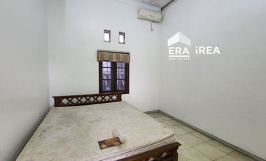 DIJUAL RUMAH MEWAH 2 LANTAI DEKAT STADION MANAHAN SOLO