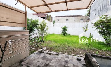 DIJUAL RUMAH MEWAH 2 LANTAI DEKAT STADION MANAHAN SOLO