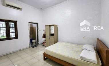 DIJUAL RUMAH MEWAH 2 LANTAI DEKAT STADION MANAHAN SOLO