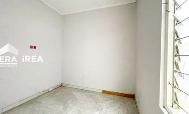 DIJUAL RUMAH DEKAT KANTOR DPRD TUGU MAKUTA SOLO