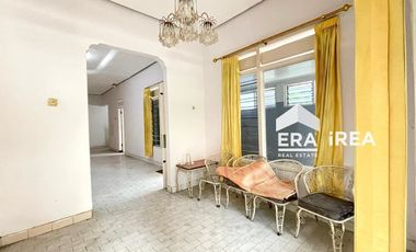 DIJUAL RUMAH DEKAT KANTOR DPRD TUGU MAKUTA SOLO