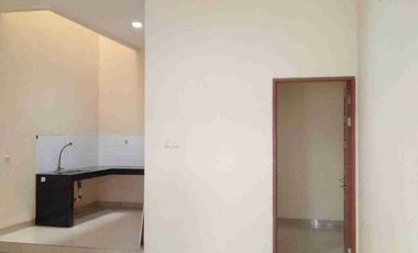 DISEWAKAN RUMAH RAPIH SIAP HUNI DI KOMPLEK CITRA GARDEN 5