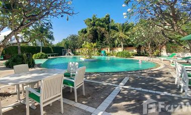 7th floor condo with pool and sea view in Sea Sand Sun, Mae Rampueng Beach
