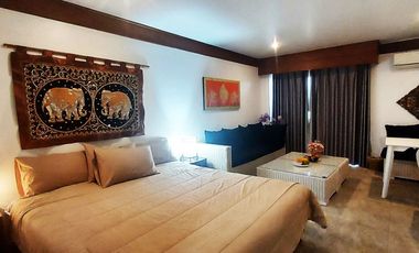 7th floor condo with pool and sea view in Sea Sand Sun, Mae Rampueng Beach