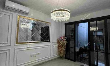 dijual cepat rumah mewah dua lantai full furnish di summarecon mutiara Makassar