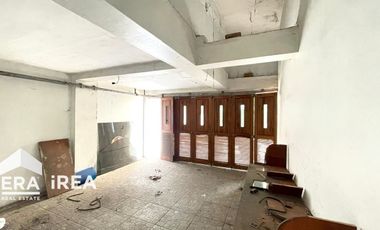 RUMAH 2 LANTAI DIJUAL DI SOLO BARAT KLATEN DEKAT PASAR JUWIRING