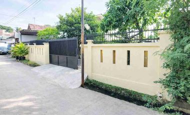 DIJUAL KESEMPATAN LANGKA Rumah Luas 420m2 Di Margahayu Bekasi Timur