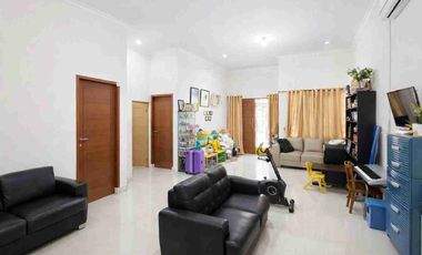 DIJUAL KESEMPATAN LANGKA Rumah Luas 420m2 Di Margahayu Bekasi Timur
