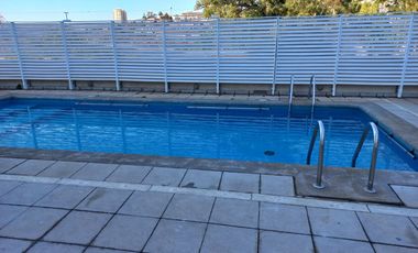 Valparaíso | Acogedor depto amoblado con vista a la bahía en Edificio Borde Bahía, Playa Ancha, ideal para estudiante o pareja