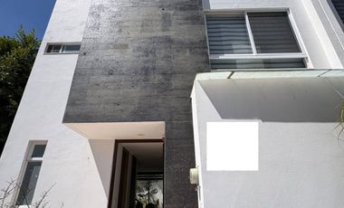 CASA AMUEBLADA EN RENTA EN LOMAS DE ANGELOPOLIS PUEBLA