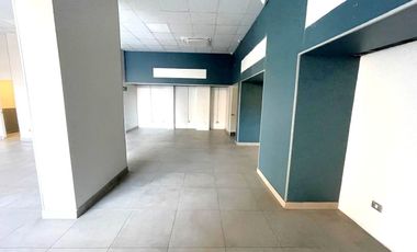 ARRIENDO Local Comercial de 125 m2, Quinta Normal