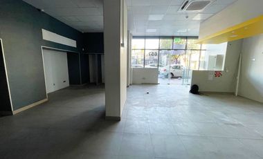 ARRIENDO Local Comercial de 125 m2, Quinta Normal