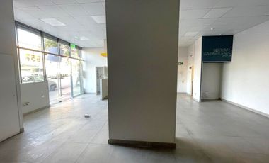 ARRIENDO Local Comercial de 125 m2, Quinta Normal