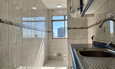 Se Vende Amplio Depto 3 Dormitorios+estacionam. San Miguel