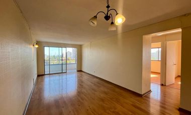 Se Vende Amplio Depto 3 Dormitorios+estacionam. San Miguel