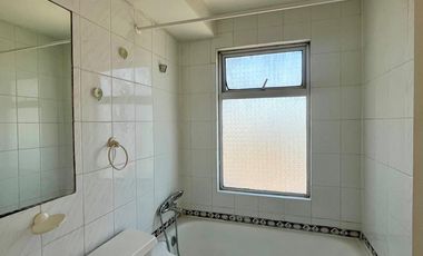 Se Vende Amplio Depto 3 Dormitorios+estacionam. San Miguel