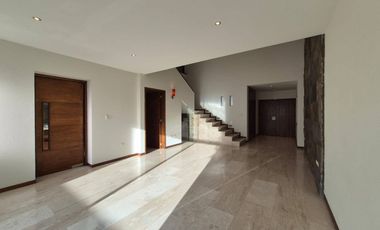 CASA EN RENTA EN LOMAS DE ANGELOPOLIS PUEBLA