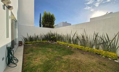 CASA EN RENTA EN LOMAS DE ANGELOPOLIS PUEBLA