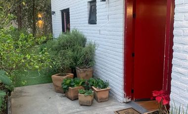 EXCELENTE CASA EN RENTA AMUEBLADA EN ALCAZAR PONIENTE