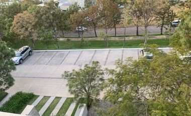 EXCELENTE CASA EN RENTA AMUEBLADA EN ALCAZAR PONIENTE