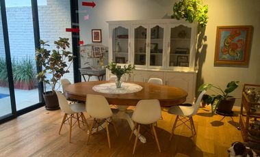 EXCELENTE CASA EN RENTA AMUEBLADA EN ALCAZAR PONIENTE