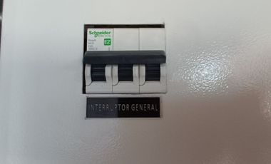 ARRIENDO Local Comercial de 61,30 m2, Quinta Normal